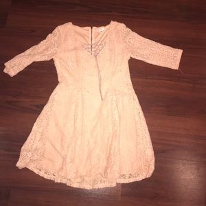 Cream/Pale Pink Lace Dress
